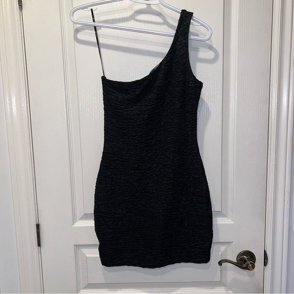 Forever 21 sparkly off the shoulder dress - Picture 2 of 3